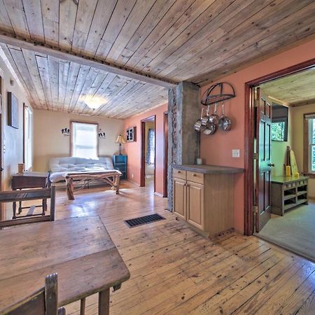 Pet-Friendly Cottage With Fire Pit - 3 Mi To Siu! Карбондейл Экстерьер фото
